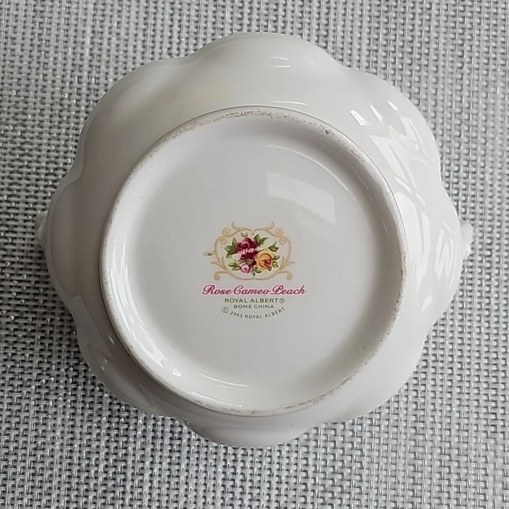 Royal Albert Old Country Roses Tea Sugar Caddy - Missing Lid